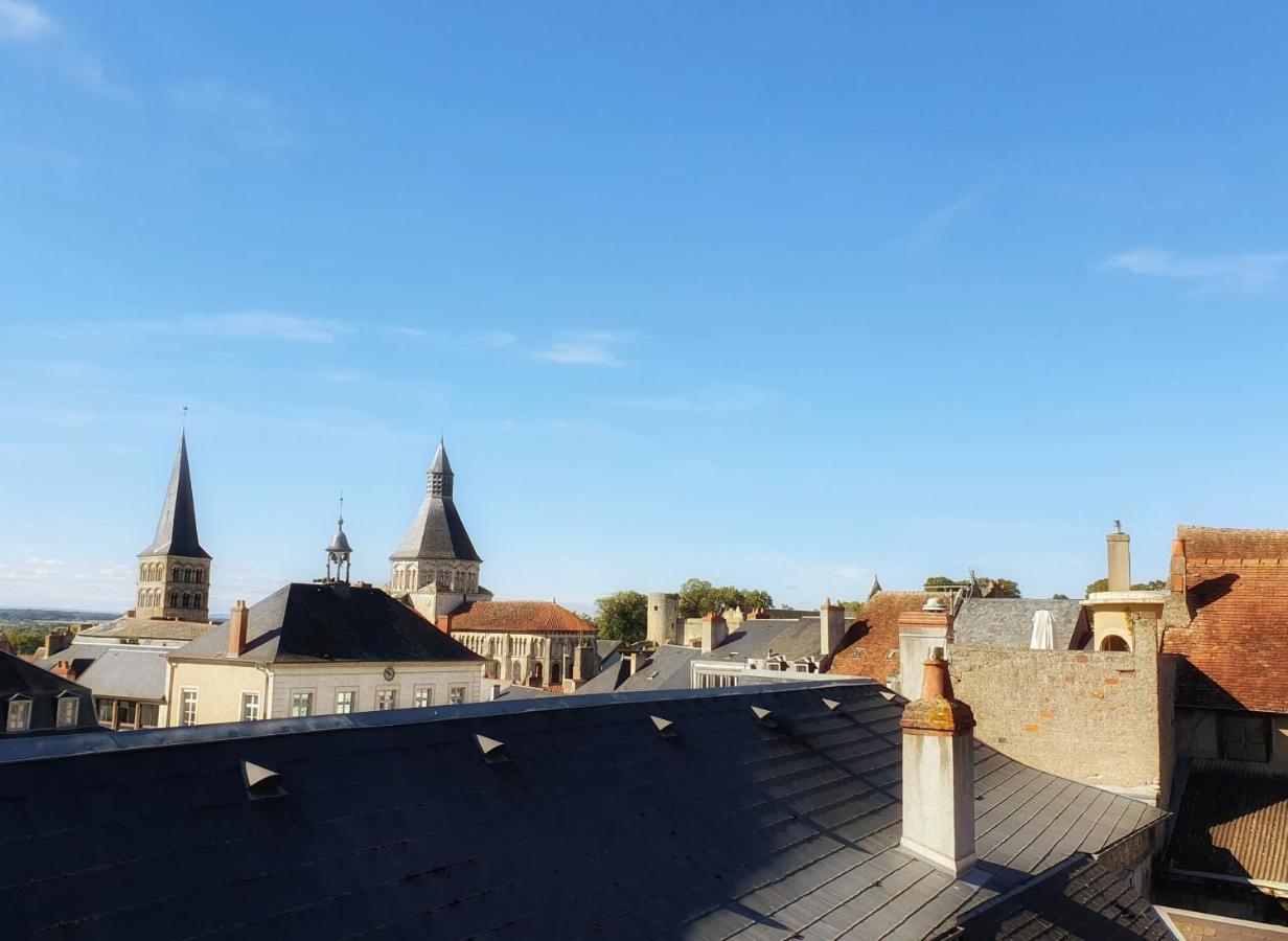 Larbrenville Gites Citadins En Centre-Ville Historique La Charite-sur-Loire Luaran gambar